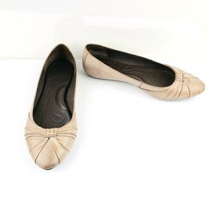 Born Tan Leather Flats 9.5